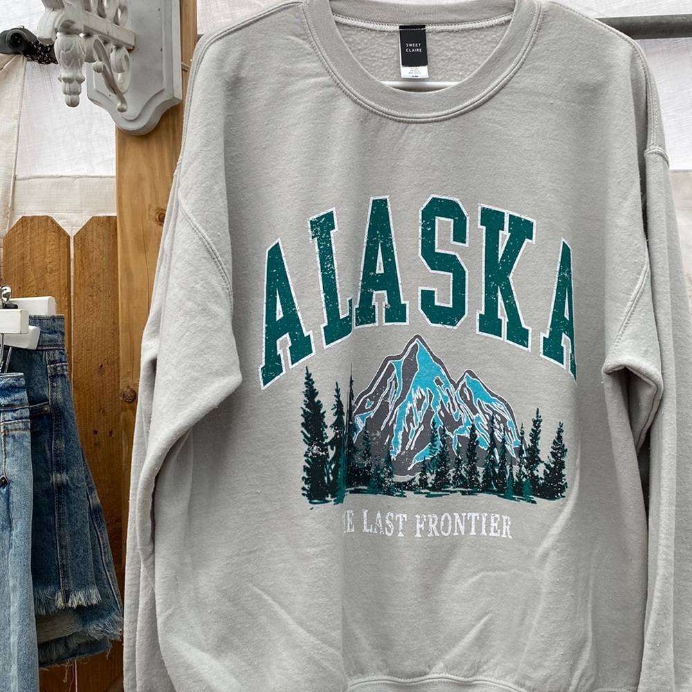 Alaska sweater